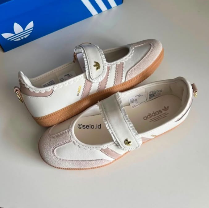 Samba Jane Shoes / Women
