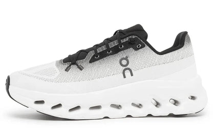 On Cloudtilt "Black/Ivory"